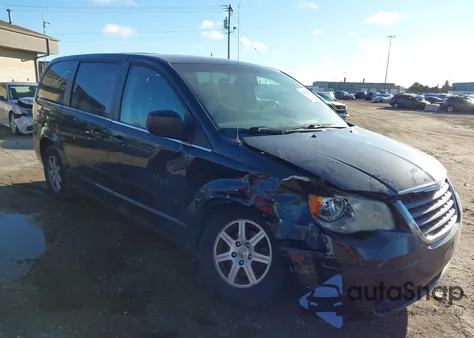 2010 Chrysler Town & Country New Lx from USA, damaged, VIN 2A4RR2D19AR456396